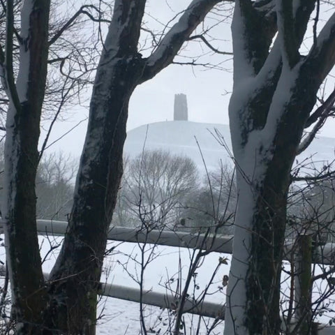 Snow Falling and Strong Wind at Glastonbury Tor MP3